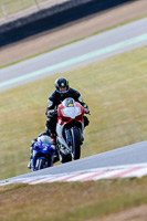 brands-hatch-photographs;brands-no-limits-trackday;cadwell-trackday-photographs;enduro-digital-images;event-digital-images;eventdigitalimages;no-limits-trackdays;peter-wileman-photography;racing-digital-images;trackday-digital-images;trackday-photos